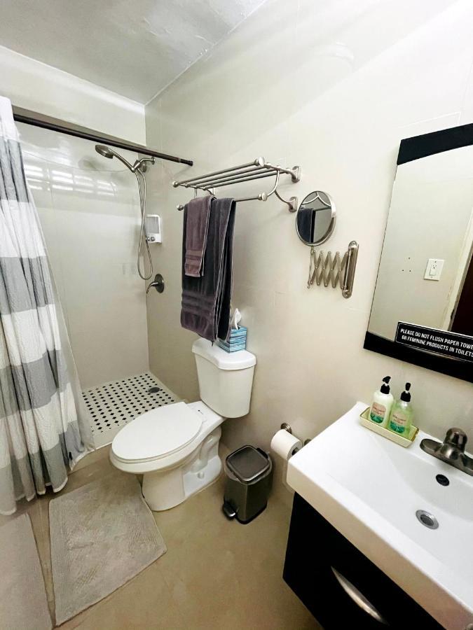 Cozy Studio Retreat With Private Parking And Free Laundry Ponce Exterior photo